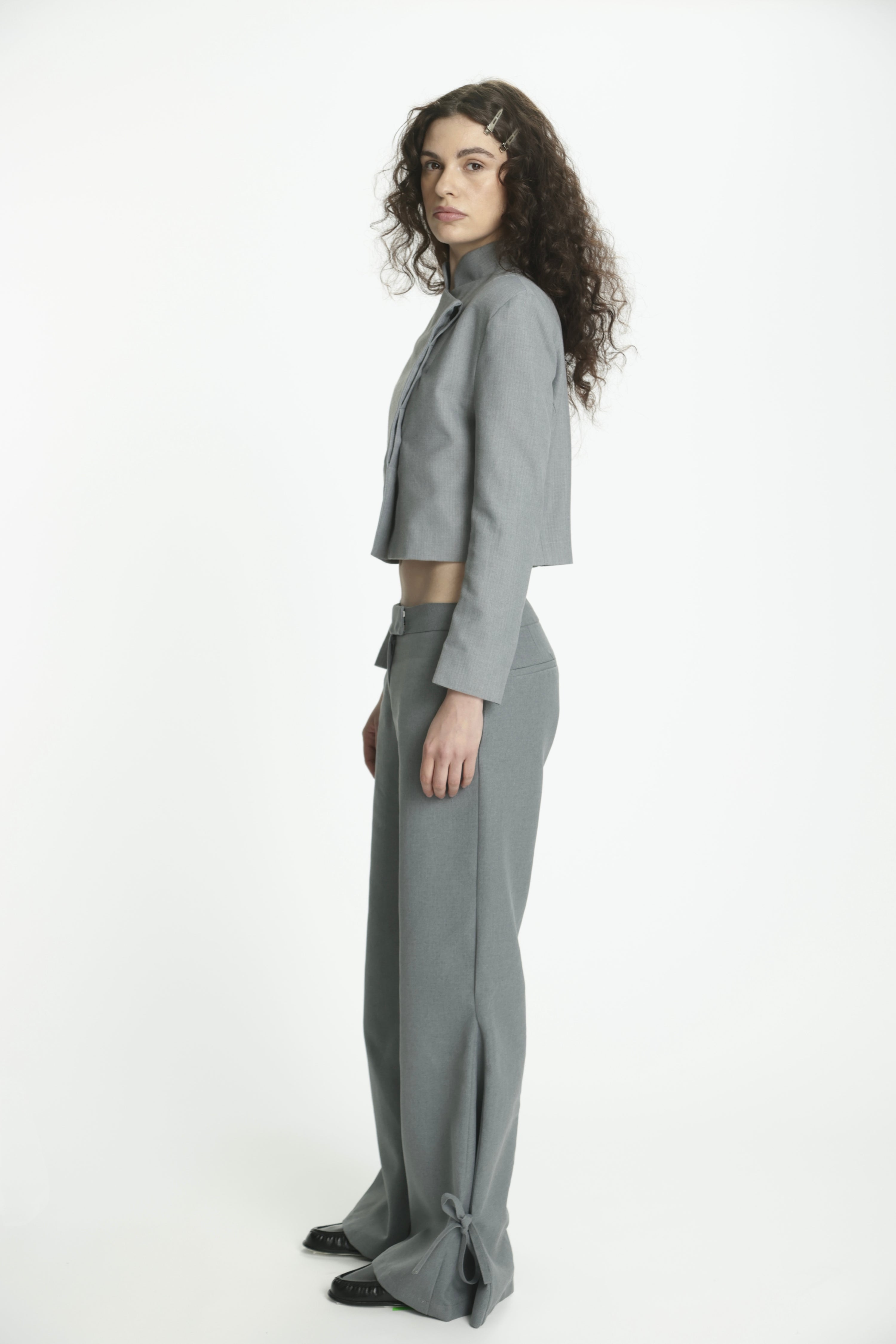 BLAZER 02 GRIS RAYAS