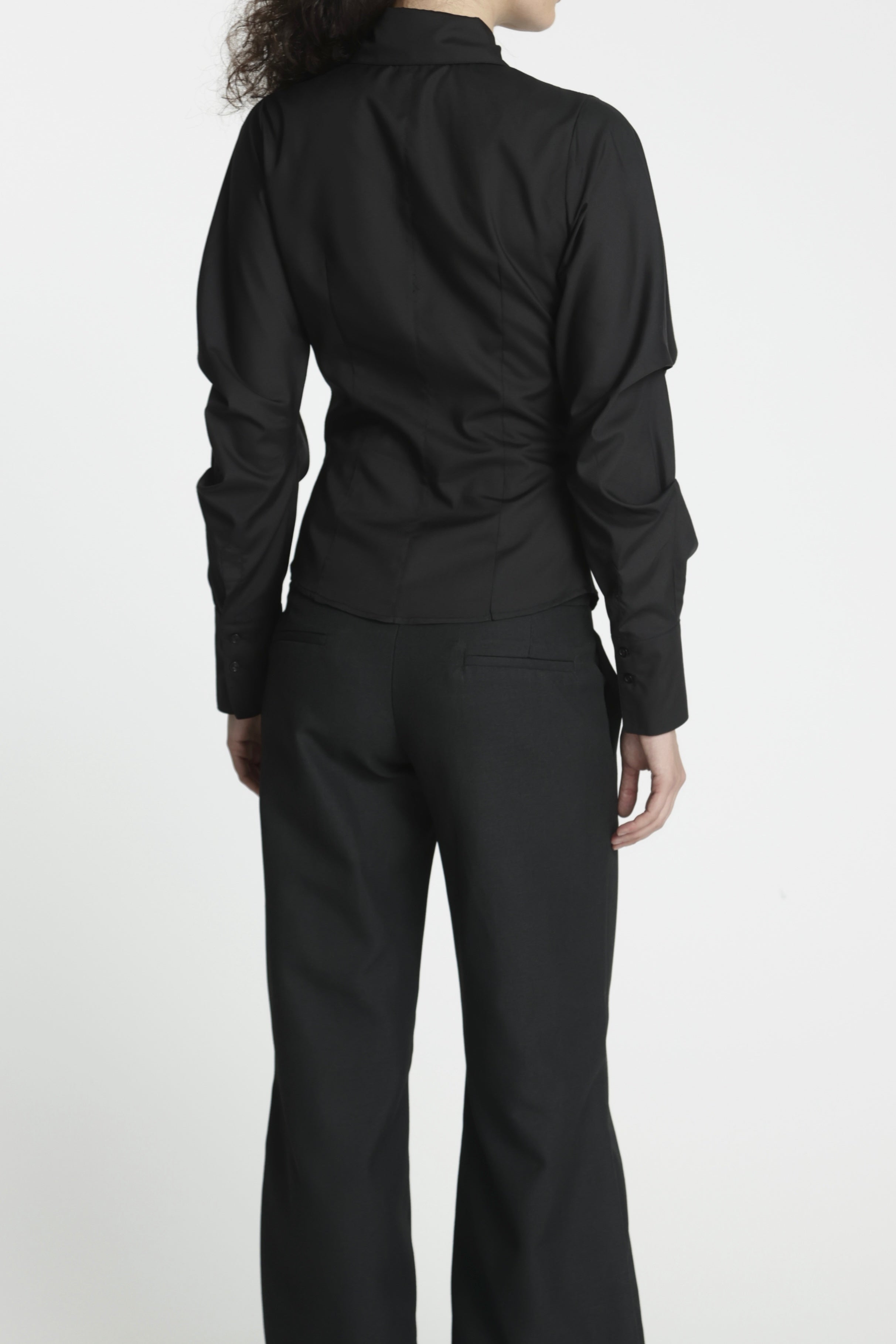SHIRT 02 NEGRA