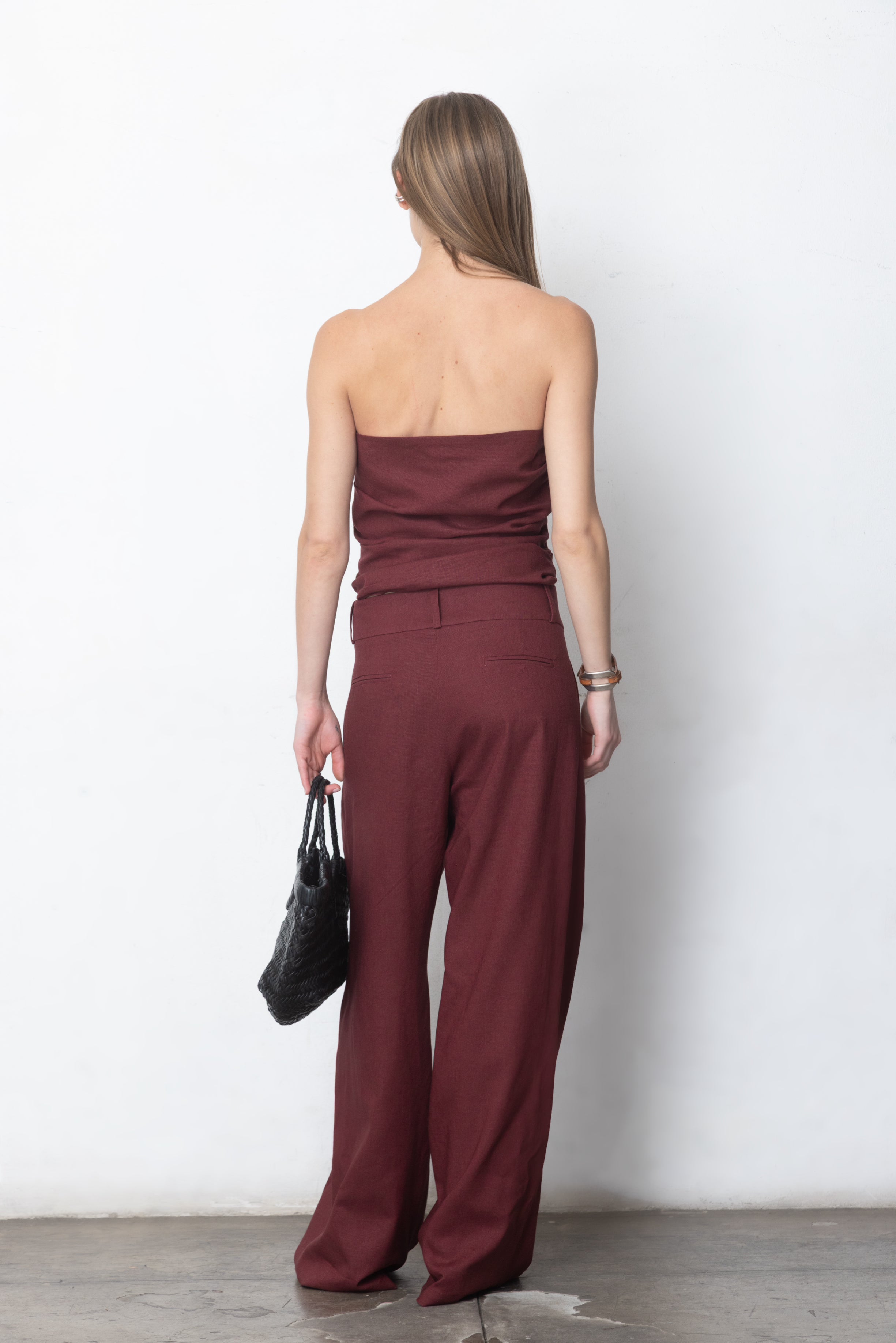 PANT 01 VINO