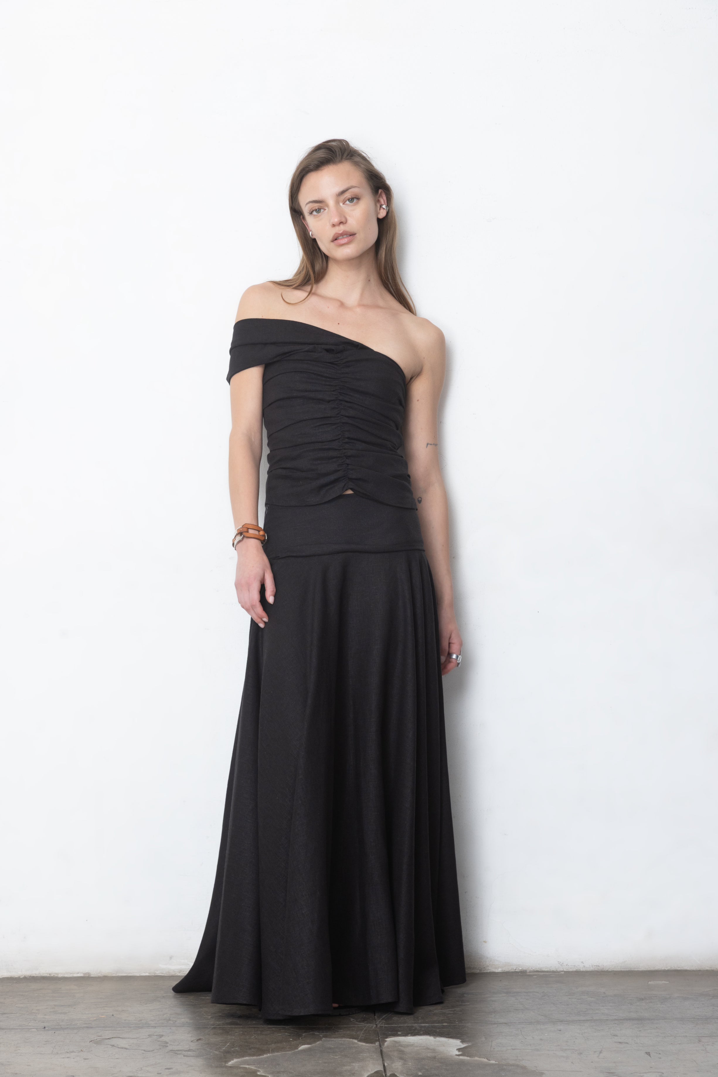 SKIRT 06 NEGRO