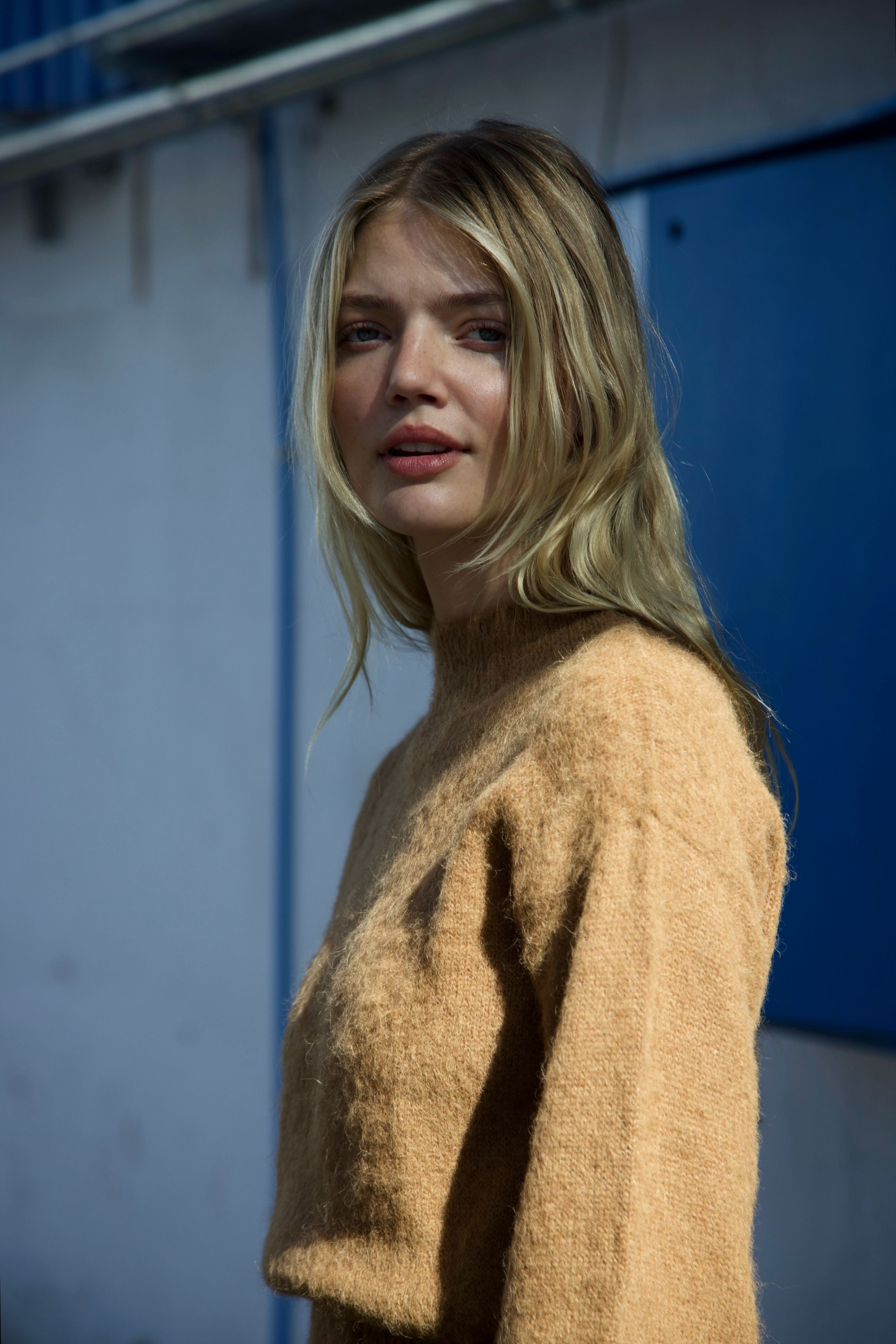 SWEATER 02 CAMEL
