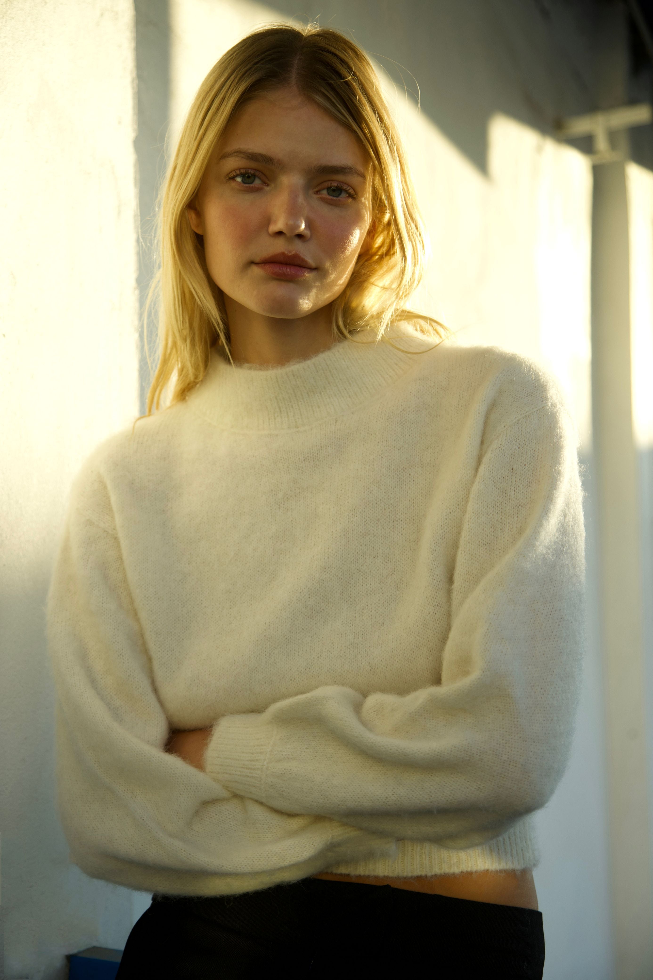 SWEATER 02 IVORY