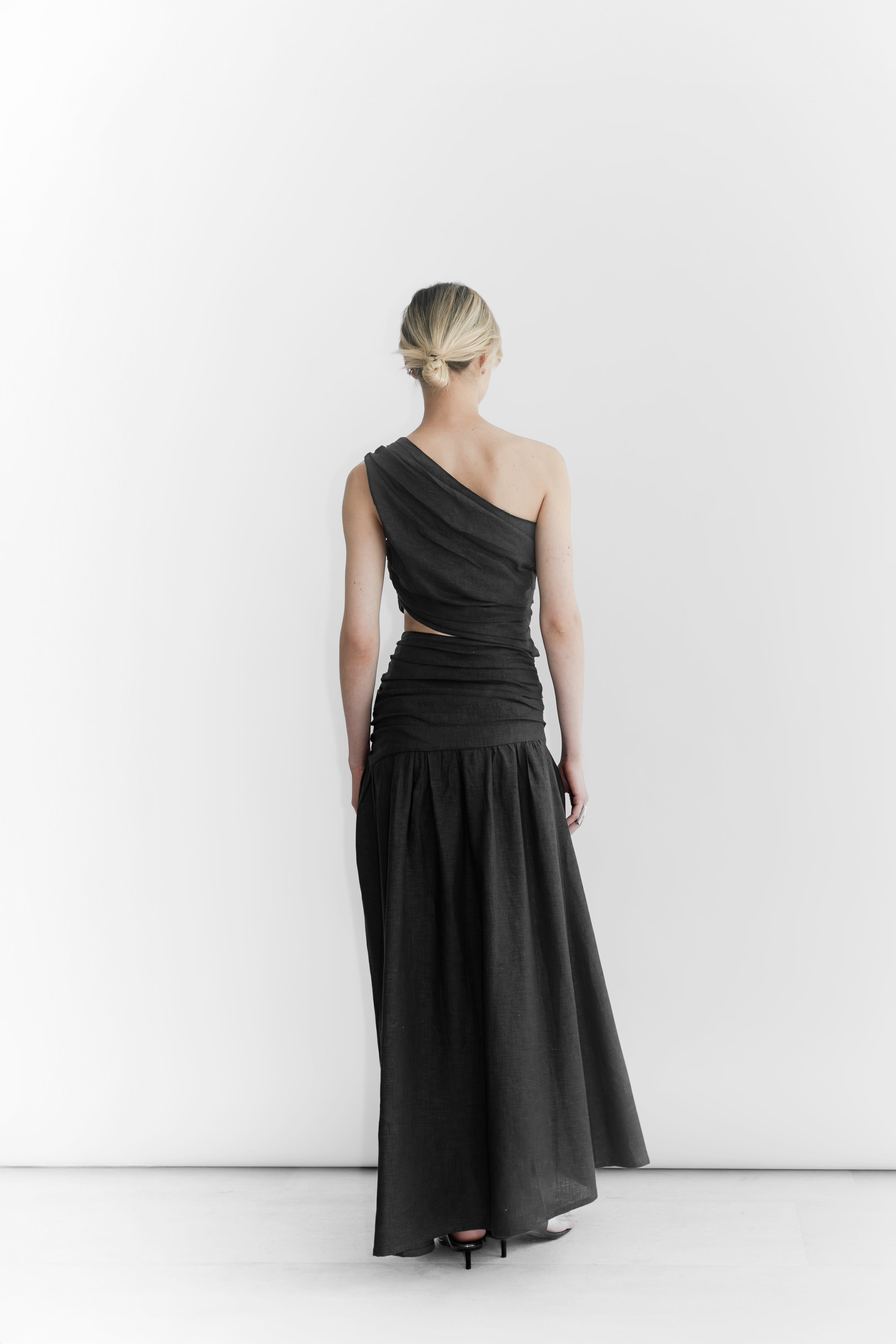 DRESS 09 NEGRO